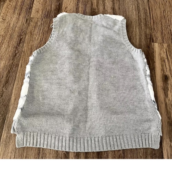 By Design Womens Vest, Size Small, Open Knit/Faux Fur, NEW - Picture 7 of 7